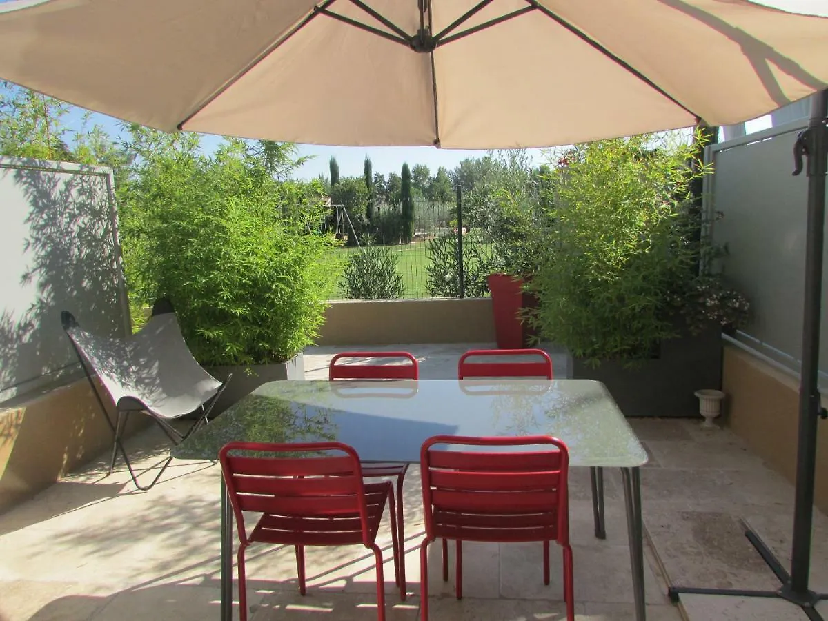 Ferienhaus Villa Le Mazet Des Chutes Graveson Frankreich