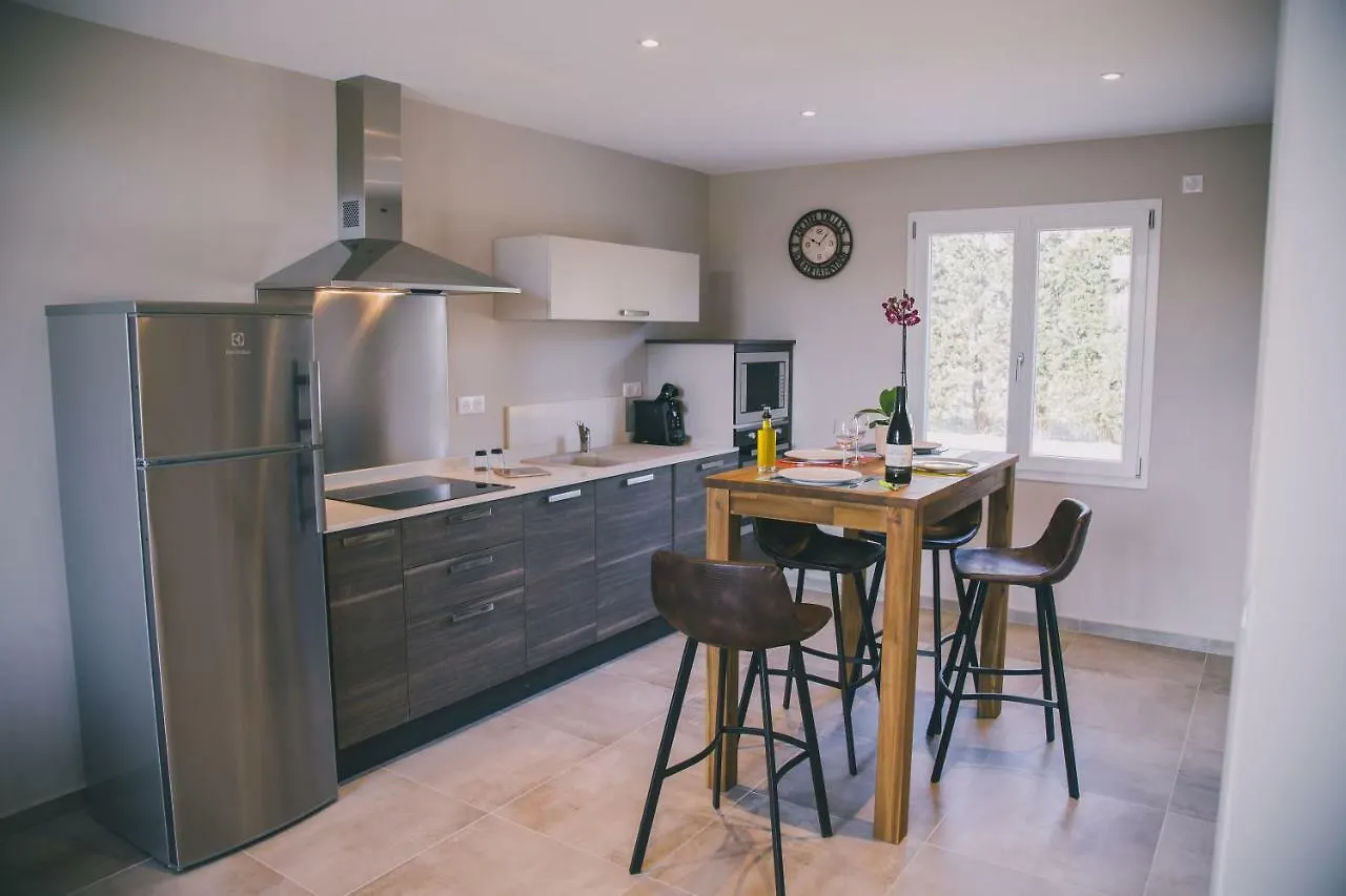Holiday home Le Mazet Des Chutes Villa Graveson